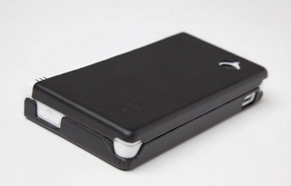Illustration for article titled Catalyst DSi Slim Cover Review: Worst Analogy Ever